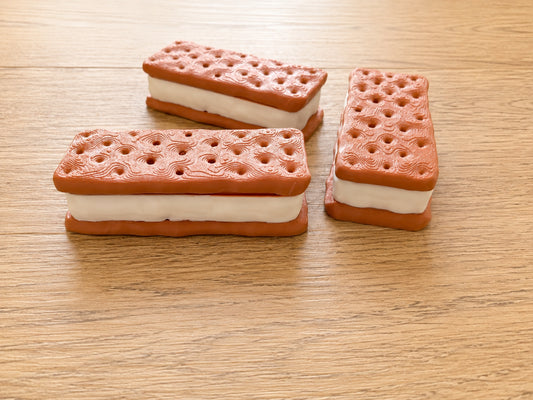 Ice Cream Sandwich Scent Work Vessel
