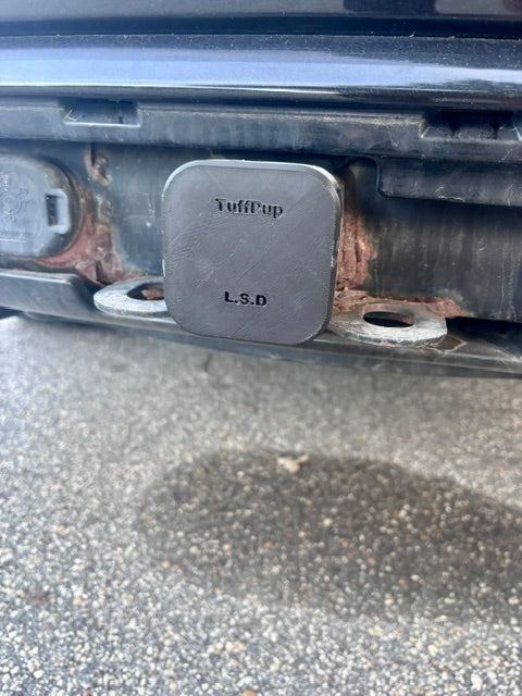 Vehicle hitch cover scent work vessel