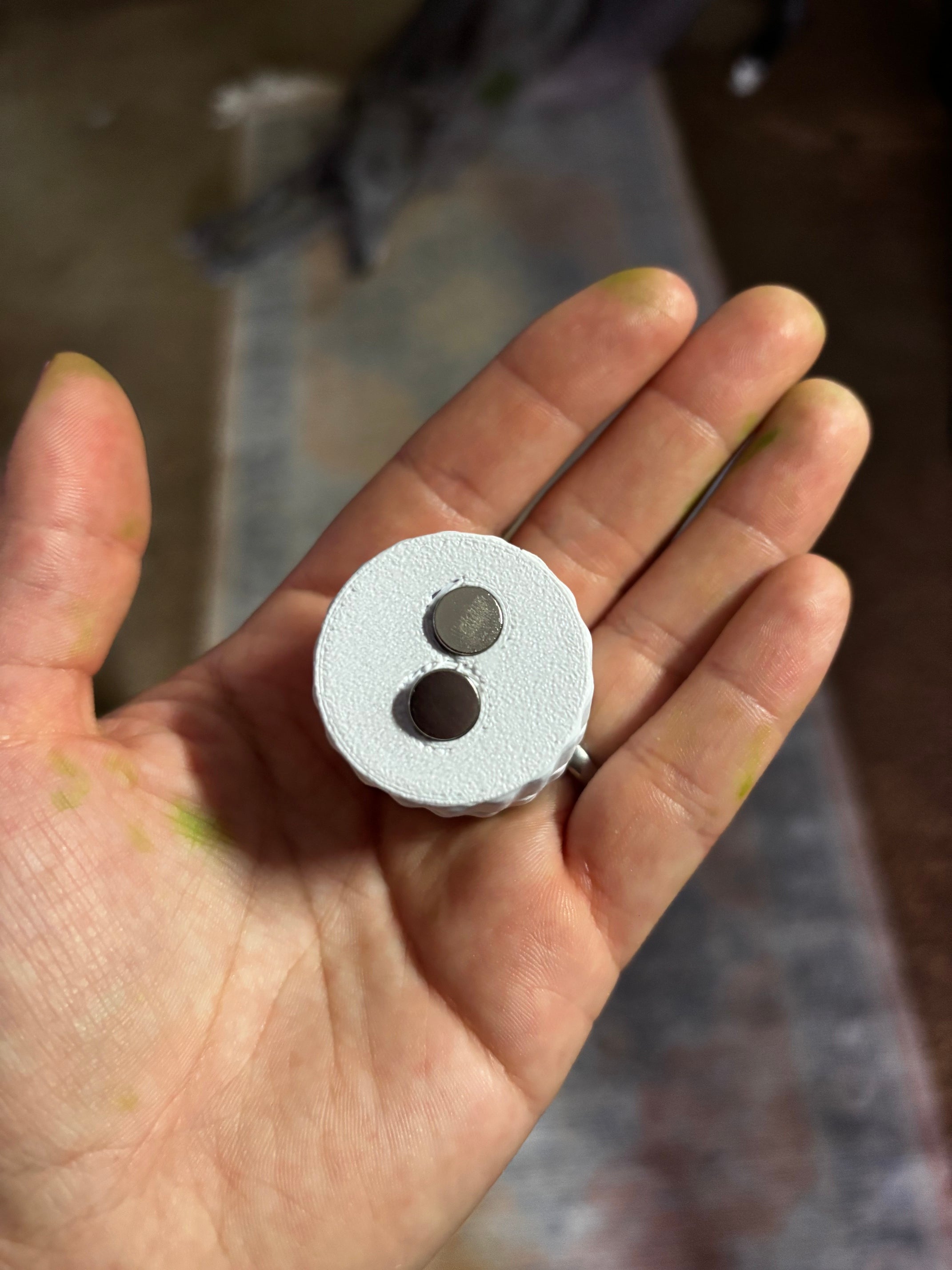 Small Magnetic Scent Work Canister Hide