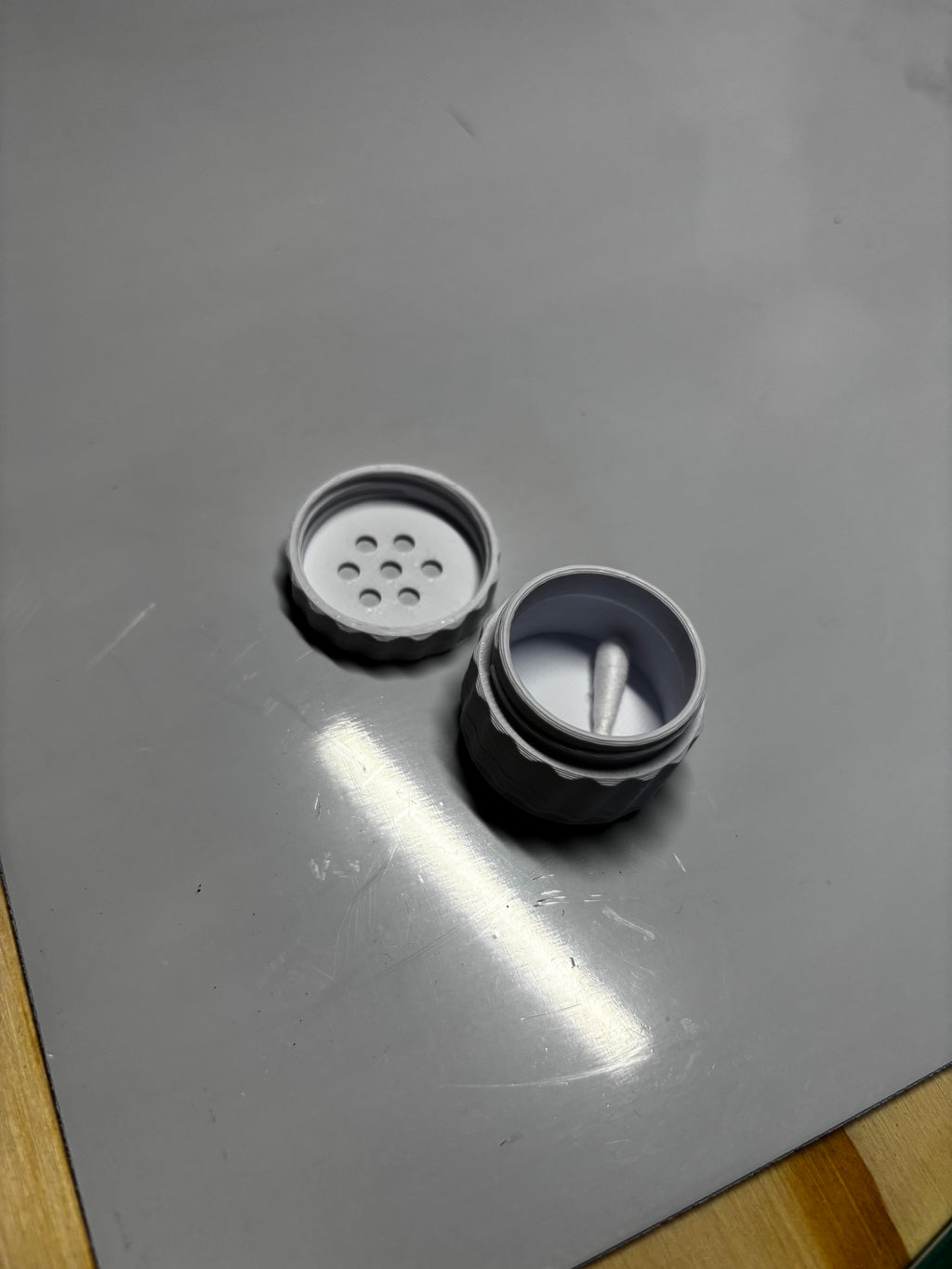 Small Magnetic Scent Work Canister Hide